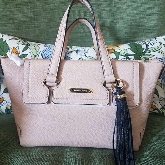 Michael Kors Handbags - Nwt Michael Kors Small Mackenzie with tassel